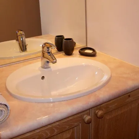 Bed & Breakfast De La Belle Etoile Mercury